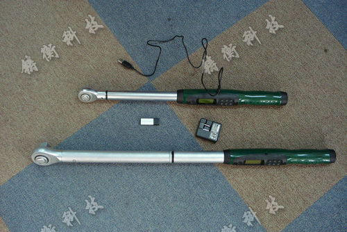数显扭矩扳手